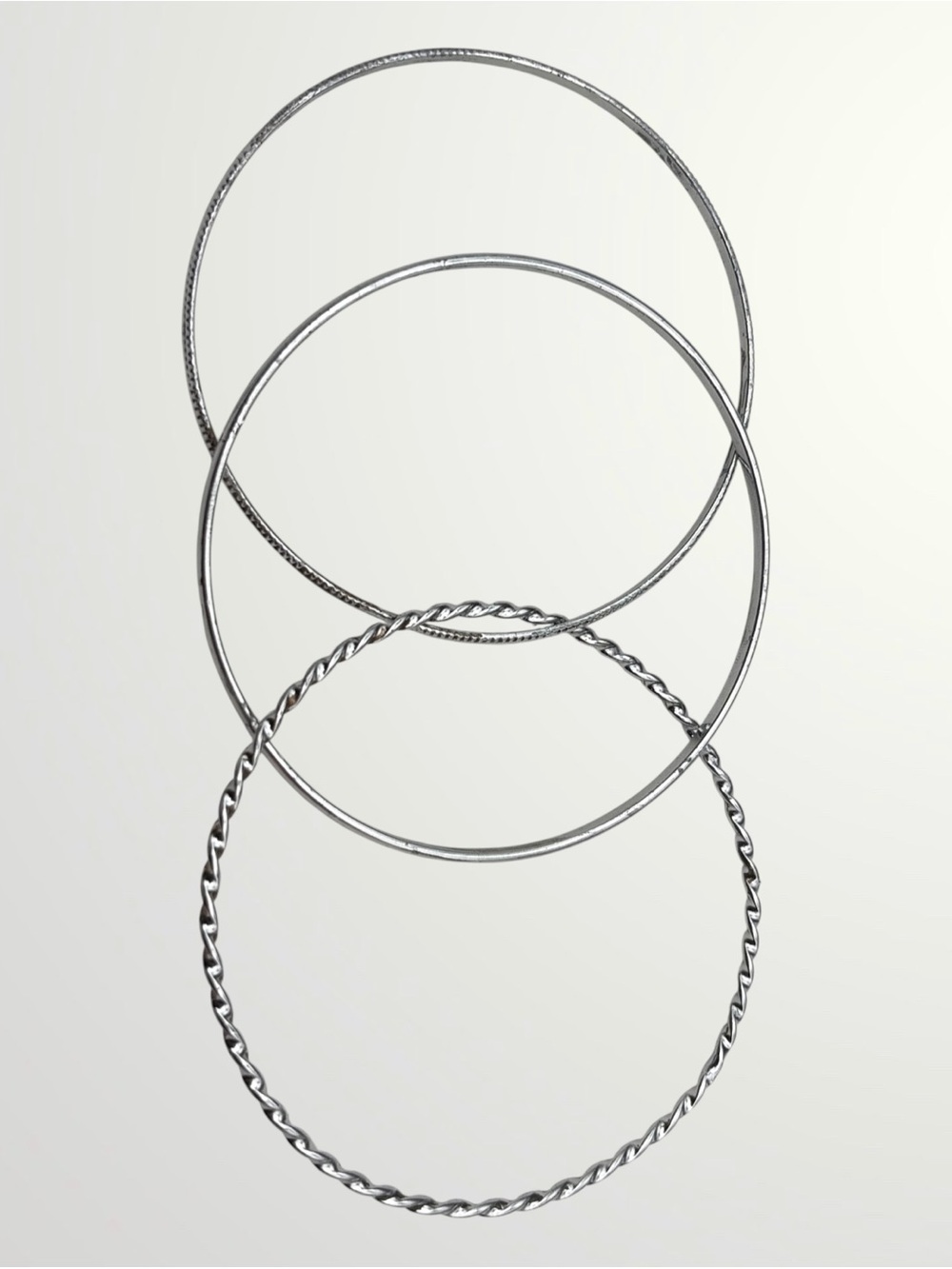 Vintage Silver Tone Interlocked Bangle Set